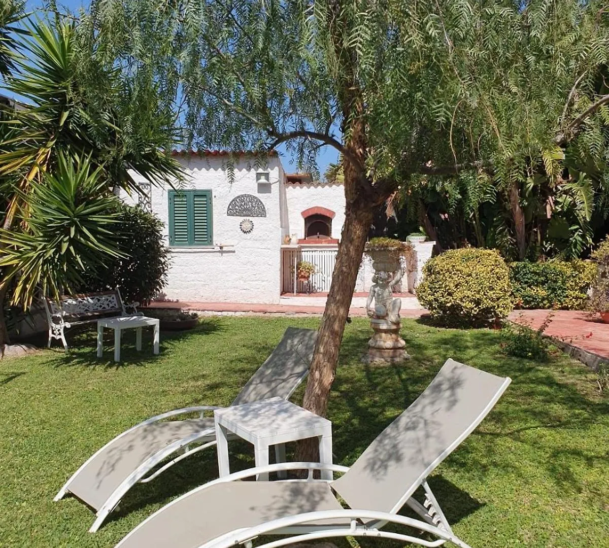Appartamenti Villa Augusta-Del-Sol Fontane Bianche Διαμέρισμα